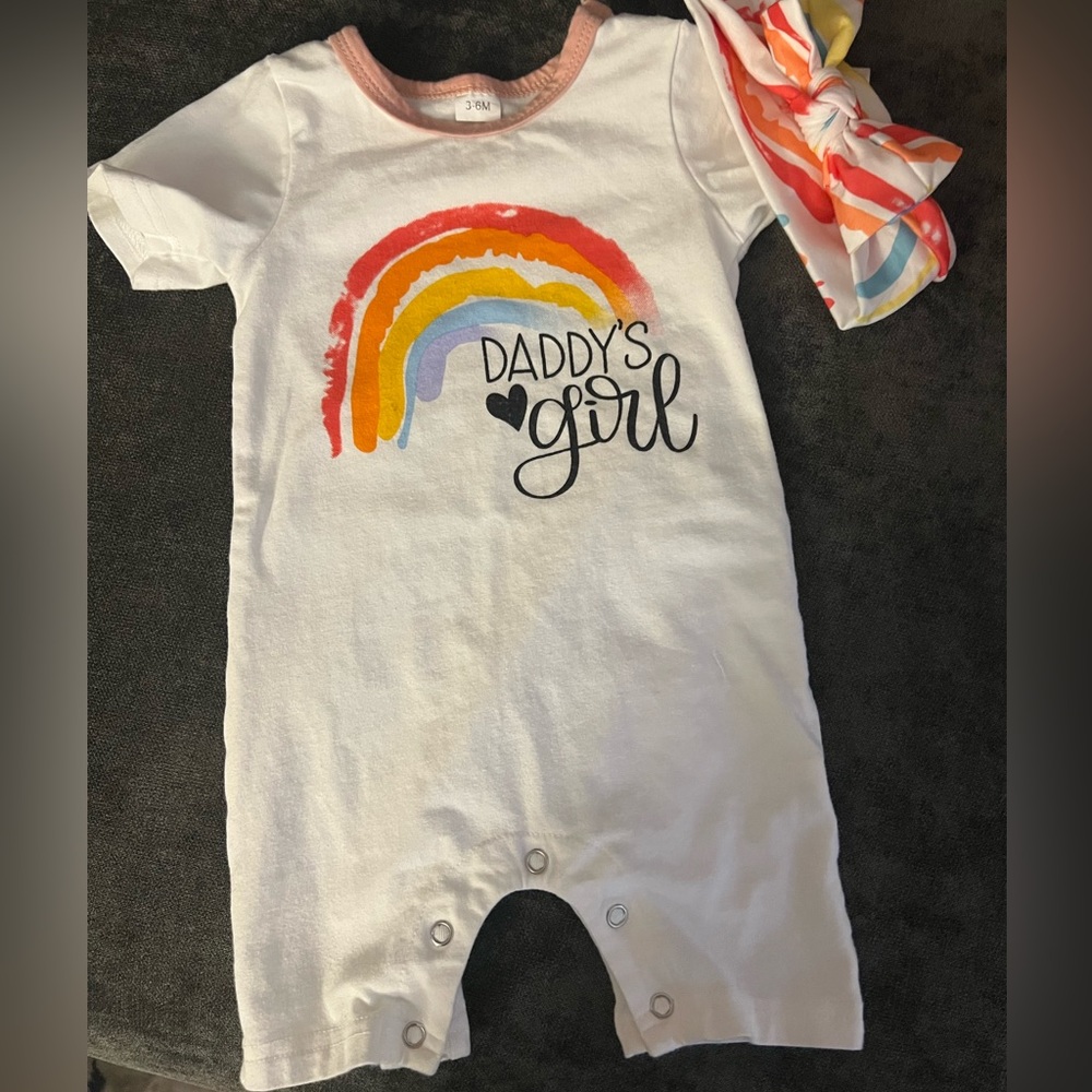 Baby girl “Daddys little girl” one piece